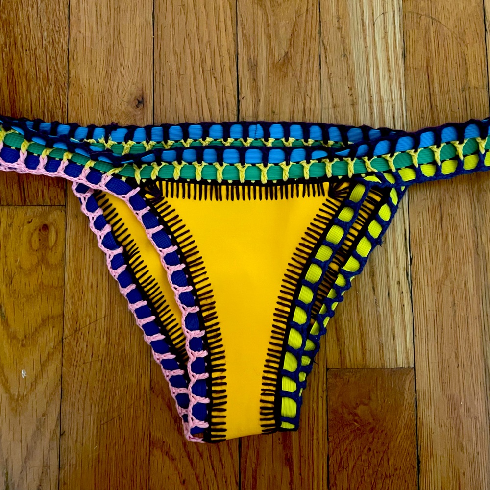 KIINI RO crochet swimsuit bottoms